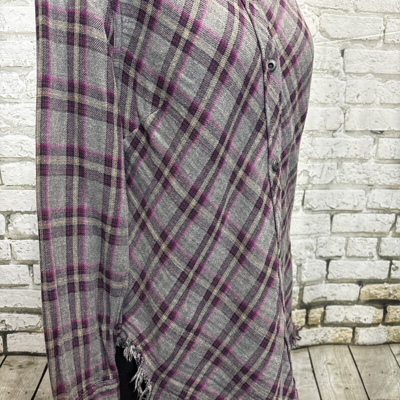 CAbi Highland, Plaid, Size: Small