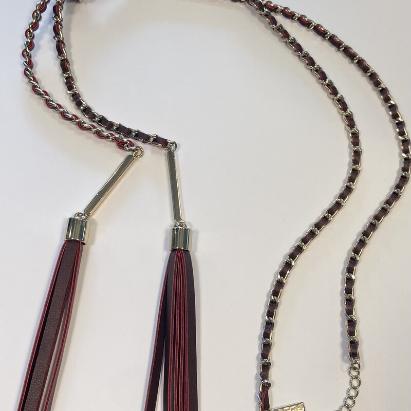 Gld/b/r Tassel Necklace<br />
Gld/b/rd<br />
Size: Necklace