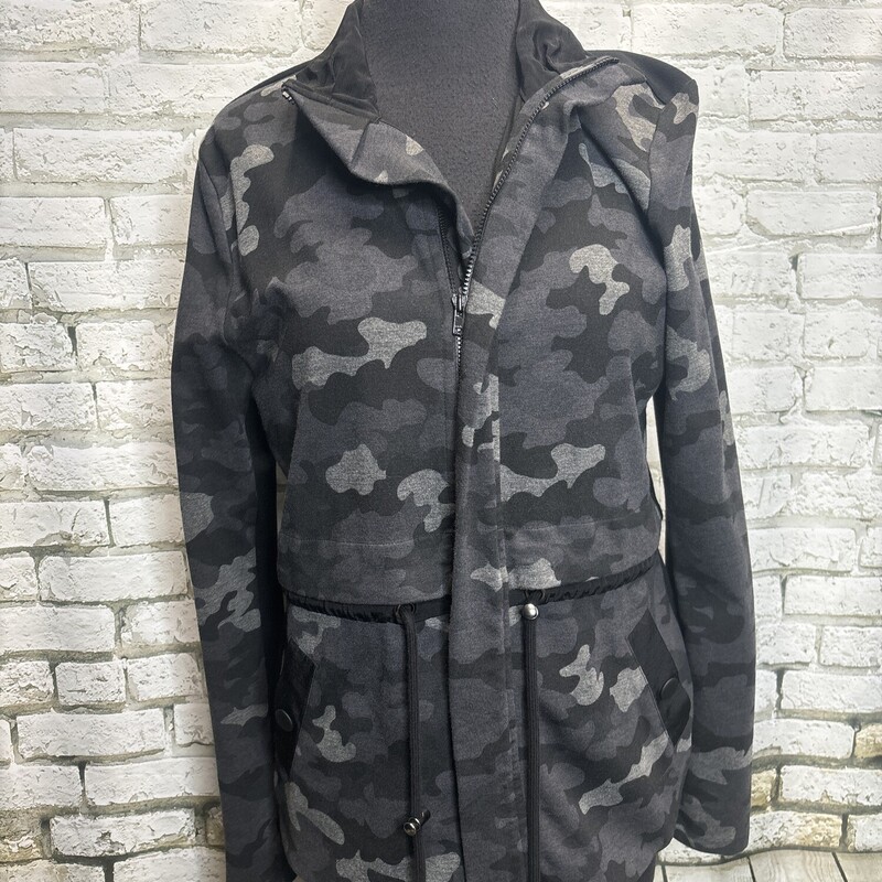 CAbi, Camo, Size: Medium