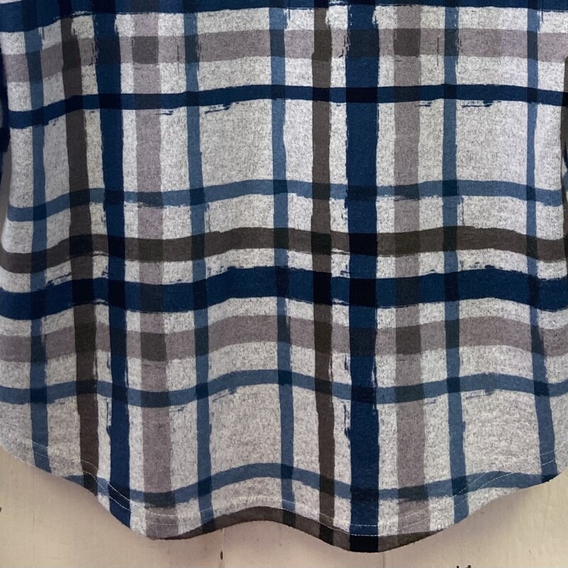 Gry/blu/br Plaid Top<br />
Gry/blu<br />
Size: XL