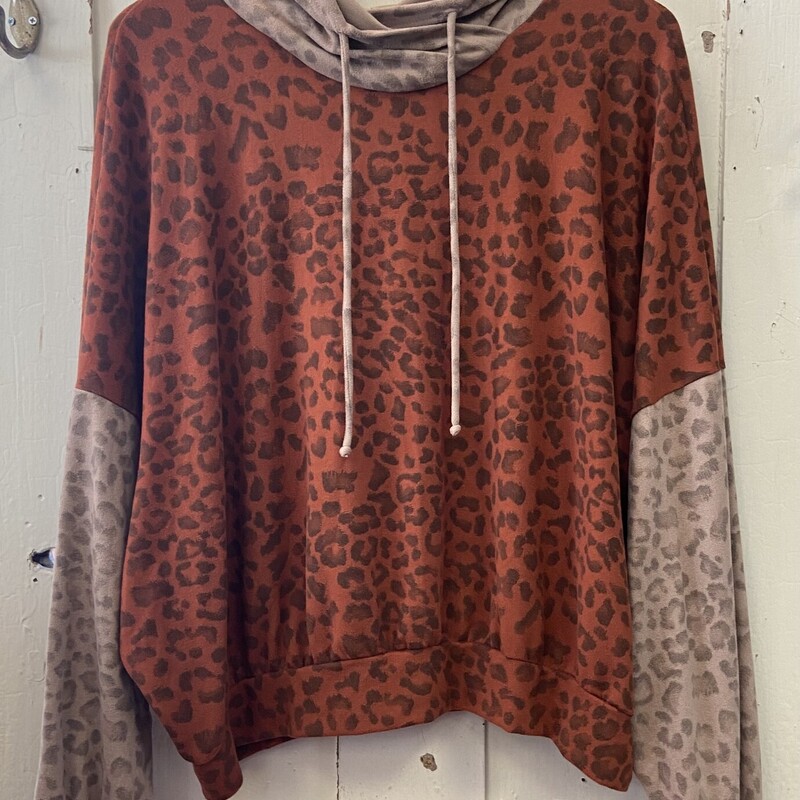 Org/tan Leopard Top