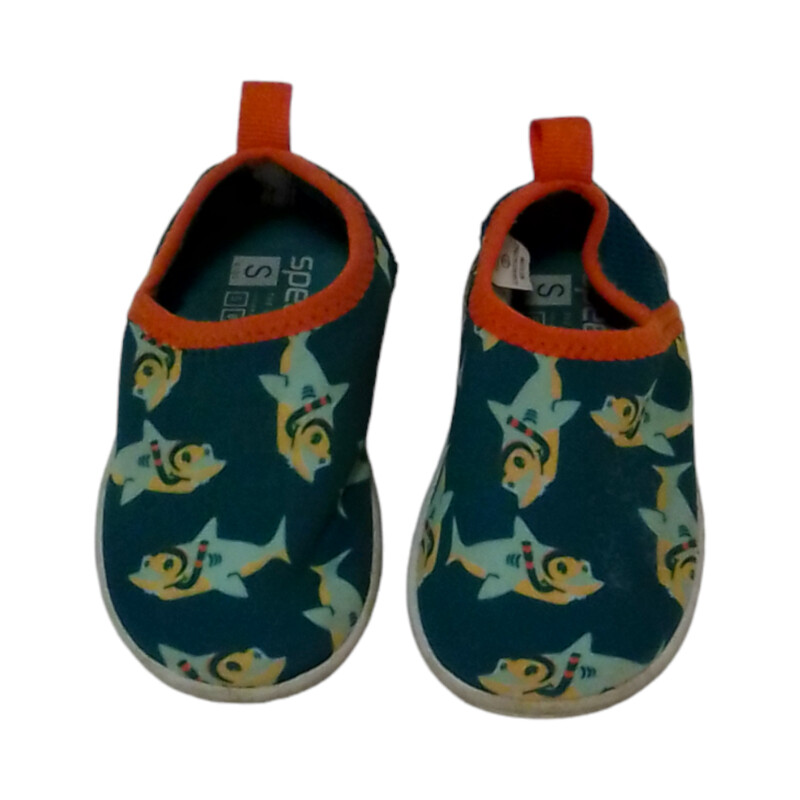 Shoes (Water/Sharks), Boy, Size: 5/6

Located at Pipsqueak Resale Boutique inside the Vancouver Mall, Suite 230, (upstairs between Round 1 and Golds Gym) or online at:

#resalerocks #pipsqueakresale #vancouverwa #portland #reusereducerecycle #fashiononabudget #chooseused #consignment #savemoney #shoplocal #weship #keepusopen #shoplocalonline #resale #resaleboutique #mommyandme #minime #fashion #reseller

All items are photographed prior to being steamed. Cross posted, items are located at #PipsqueakResaleBoutique, payments accepted: cash, paypal & credit cards. Any flaws will be described in the comments. More pictures available with link above. Local pick up available at the #VancouverMall, tax will be added (not included in price), shipping available (not included in price, *Clothing, shoes, books & DVDs for $6.99; please contact regarding shipment of toys or other larger items), item can be placed on hold with communication, message with any questions. Join Pipsqueak Resale - Online to see all the new items! Follow us on IG @pipsqueakresale & Thanks for looking! Due to the nature of consignment, any known flaws will be described; ALL SHIPPED SALES ARE FINAL. All items are currently located inside Pipsqueak Resale Boutique as a store front items purchased on location before items are prepared for shipment will be refunded.