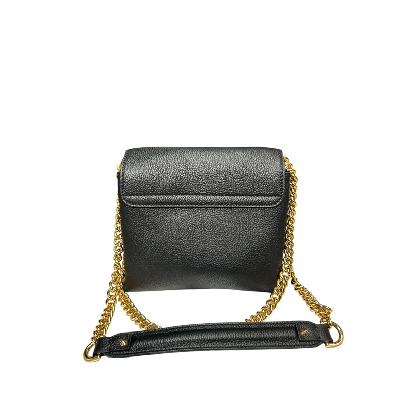 Mcqueen Twin Skull Bag<br />
Size: OS<br />
Gold Chain