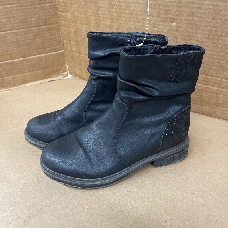 Taxi, Size: 3 Youth, Item: Boots