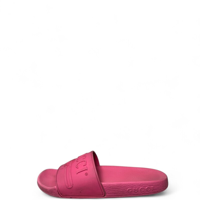 Gucci Logo Slides, Pink, Size: 36

Date Code:52140

Note: Wear through out the slides.