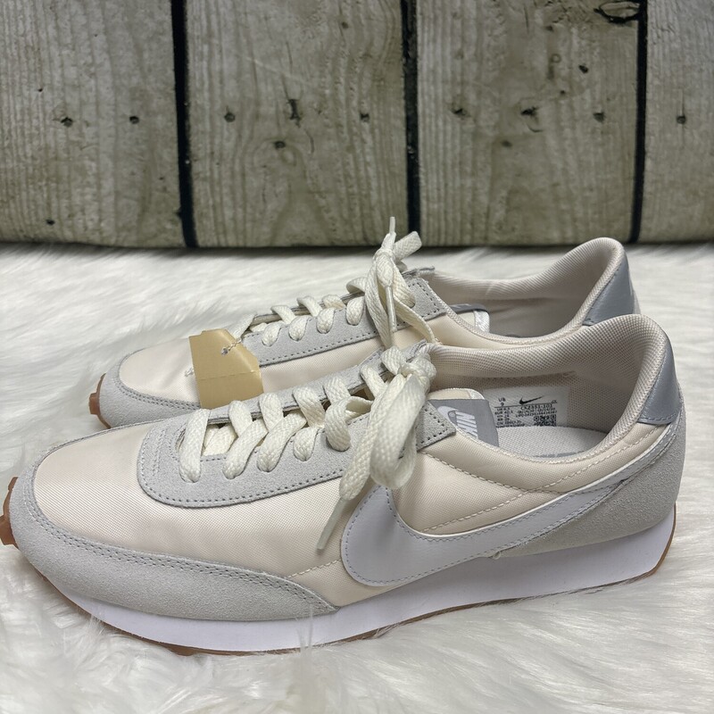 Nike, Beige, Size: 9