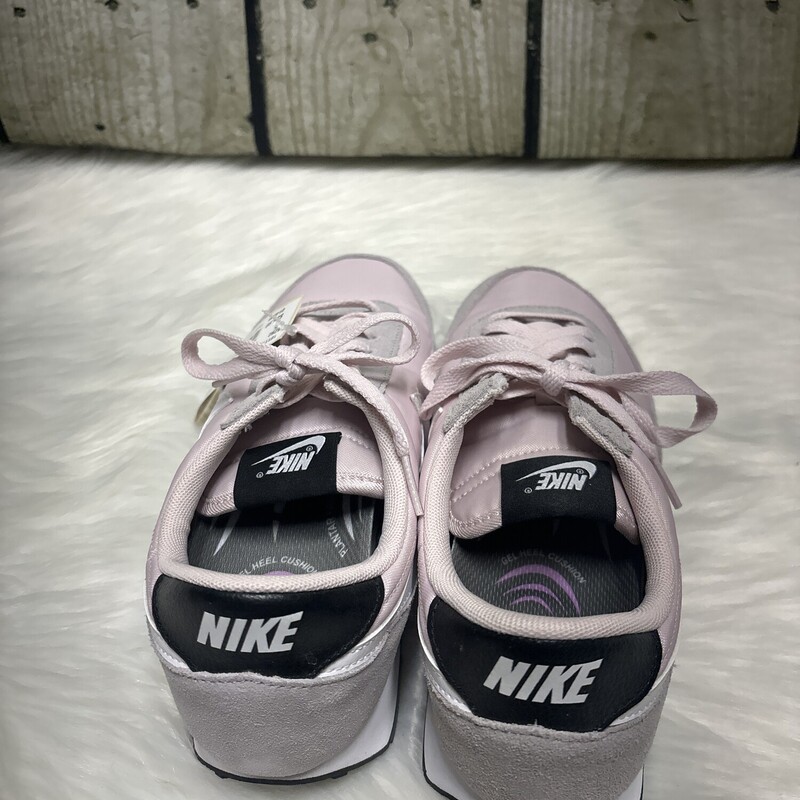 Nike, Pink, Size: 8 1/2