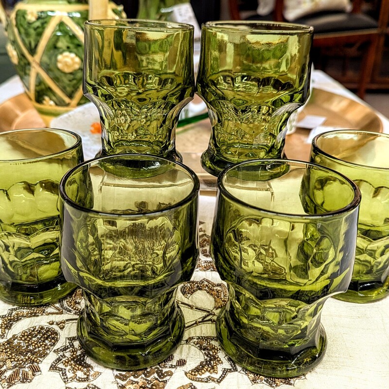 S6 Viking Glass Georgian Drinking Glasses
Green
Size: 3x4H