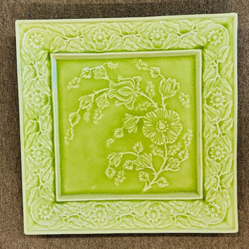 ZGallerie Celedon Square Plate
Green
Size: 17W