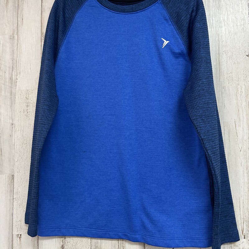 8 Blue Printed Longsleeve