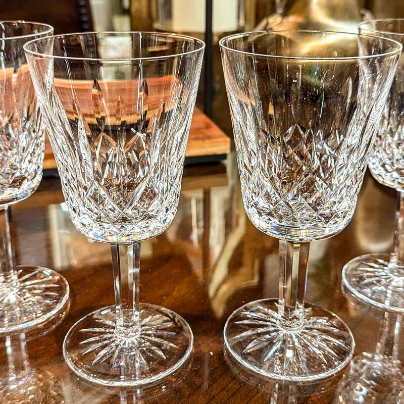 Set of 4 Waterford Lismore Water Goblets
Clear Size: 3.5 x 7H
Another set of 3 sold separately