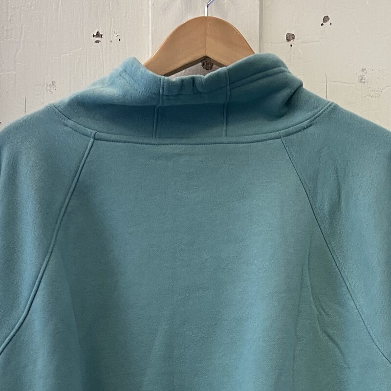 Fern Cowl Sweatshirt<br />
Fern<br />
Size: 2X