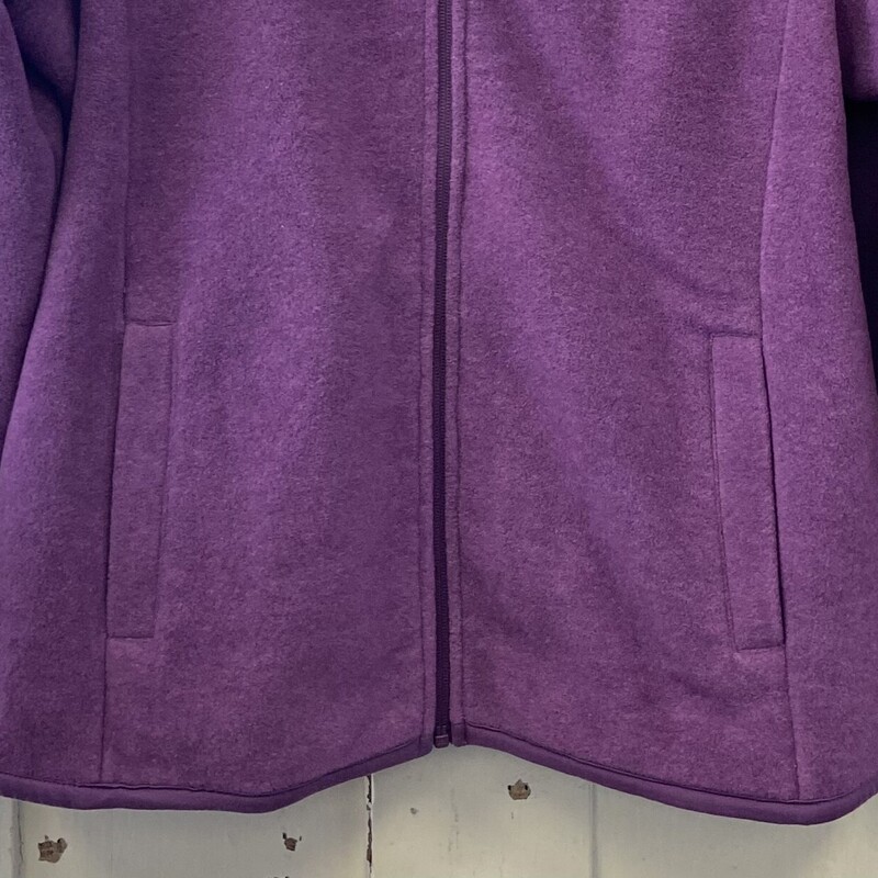 Purple Fleece Jacket<br />
Purple<br />
Size: 2X R $95