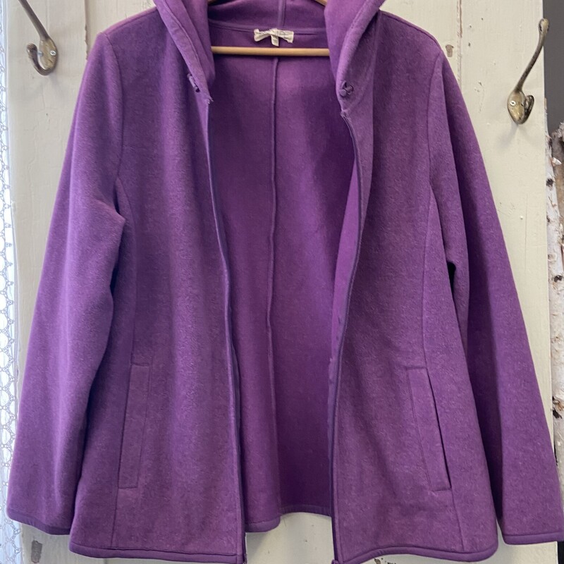 Purple Fleece Jacket<br />
Purple<br />
Size: 2X R $95