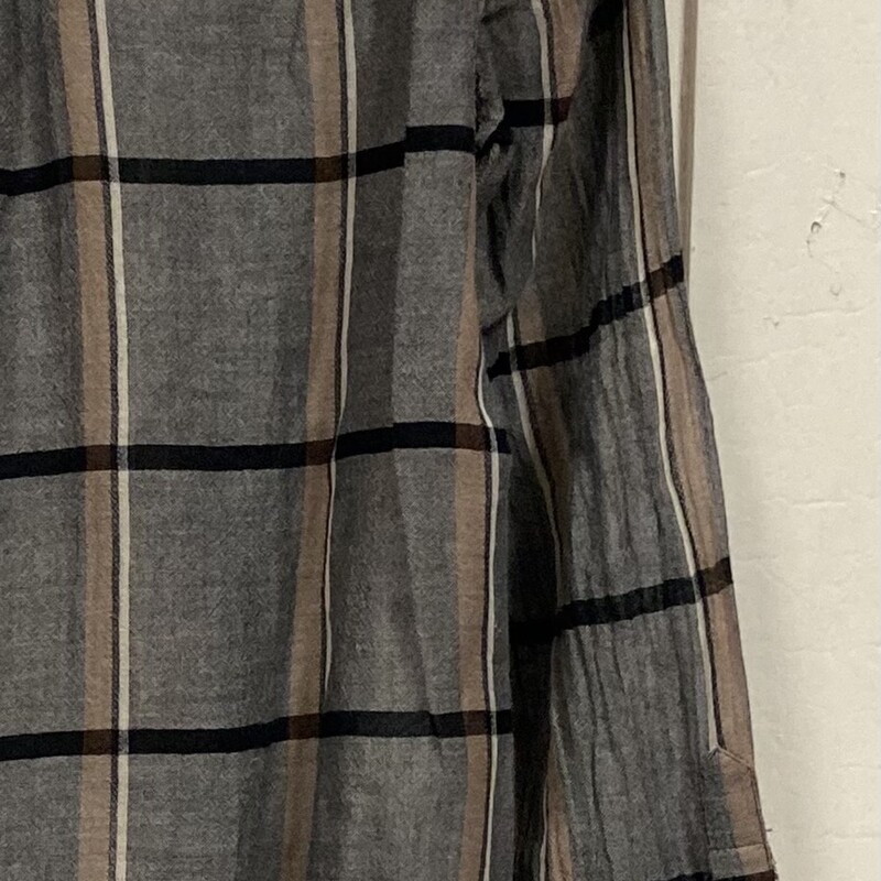 Gry/blk/tan Plaid Shirt<br />
Gry/bk/t<br />
Size: Small