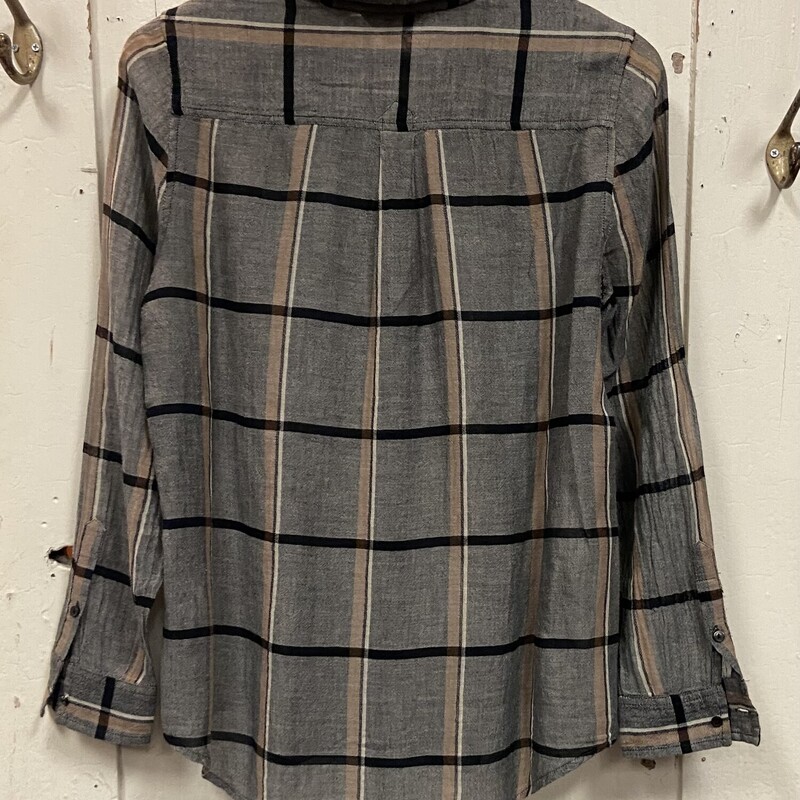 Gry/blk/tan Plaid Shirt<br />
Gry/bk/t<br />
Size: Small