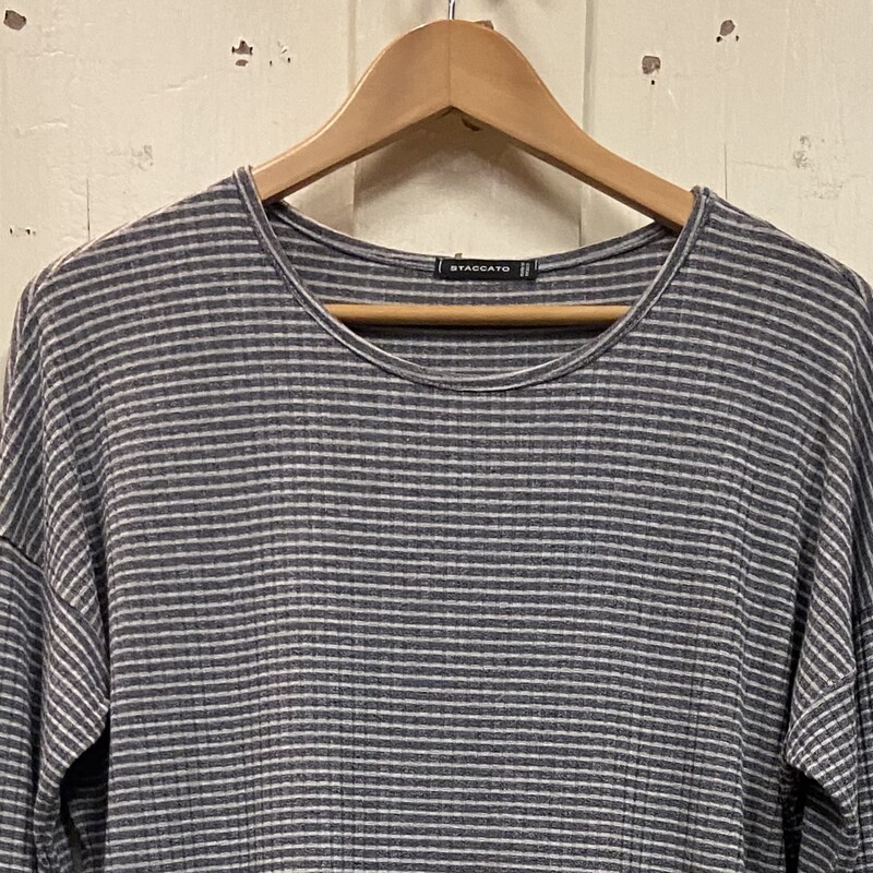 Gry/wt Stripe LS Tee<br />
Gry/wht<br />
Size: Small