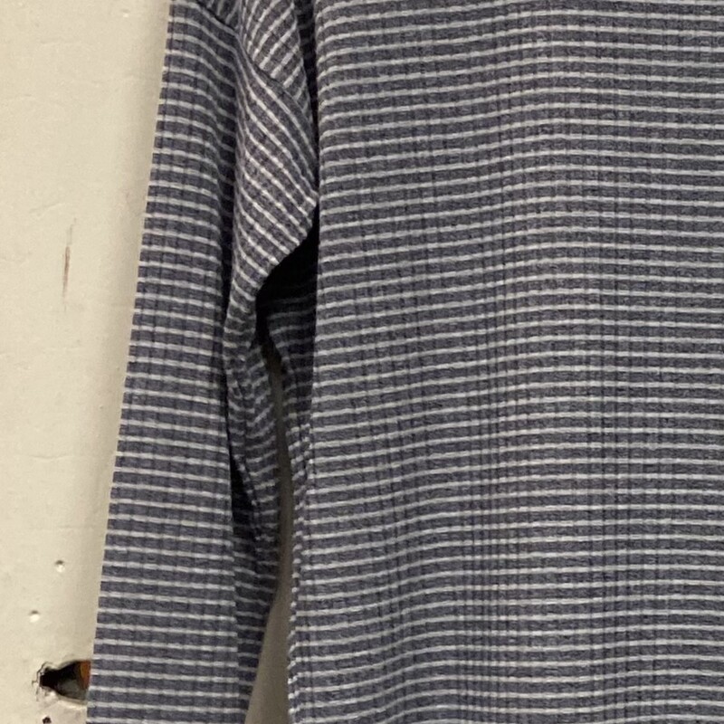 Gry/wt Stripe LS Tee<br />
Gry/wht<br />
Size: Small