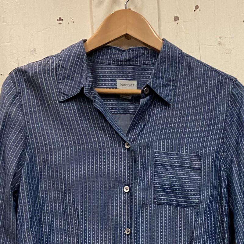 Blu/wht Bttn Shirt<br />
Blu/wht<br />
Size: 12 - P