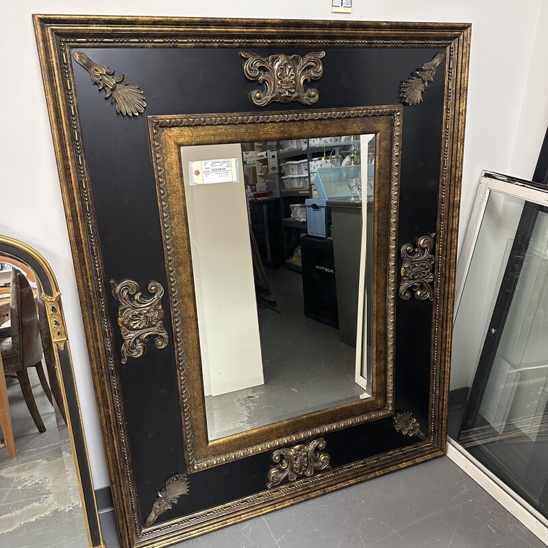 Uttermost - `Cadence` Mirror - Retails for 700+ !! Black Gold, Beveled.
Size: 60x 48