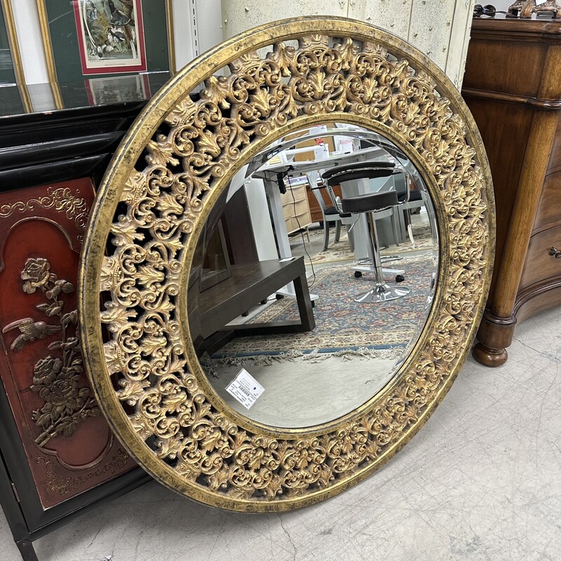 Beautiful Ethan Allen `Florentine`, Round Mirror, Gold Gilt
Size: 46in diameter