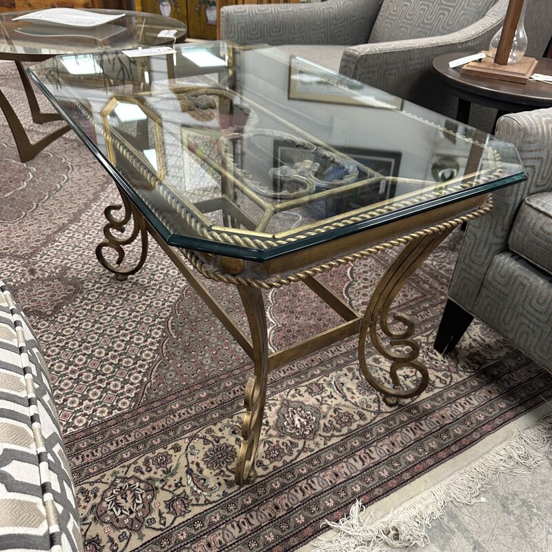 Glass Top Coffee Table, Gold Iron base
Size: 38x24x23