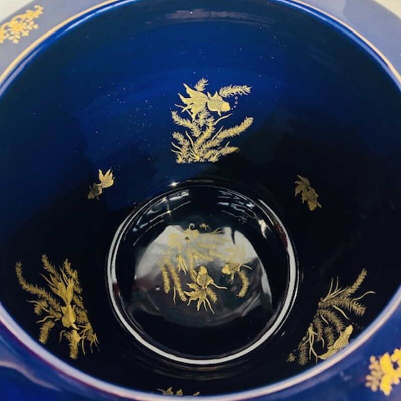 Limoges Koi Fish Planter<br />
Blue Gold Size: 15 x 11.5H