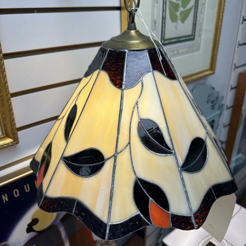 Tiffany Style Pendant Lam, Brown/Orange. Does not need to be hard wired- has a plug attached.
Size: 12in