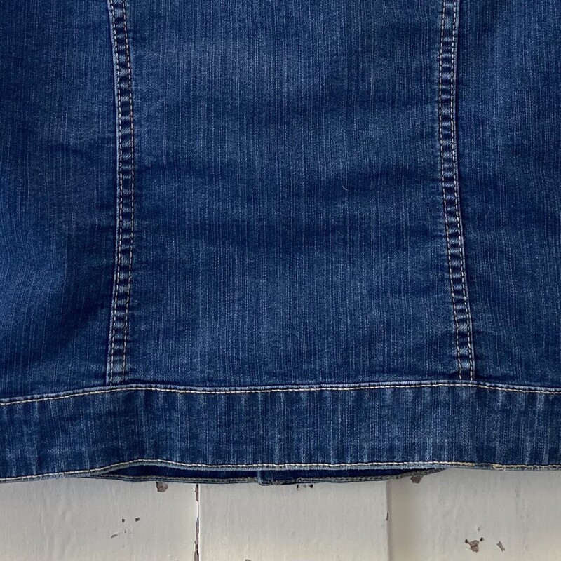 Denim Bttn Vest<br />
Blue<br />
Size: Medium