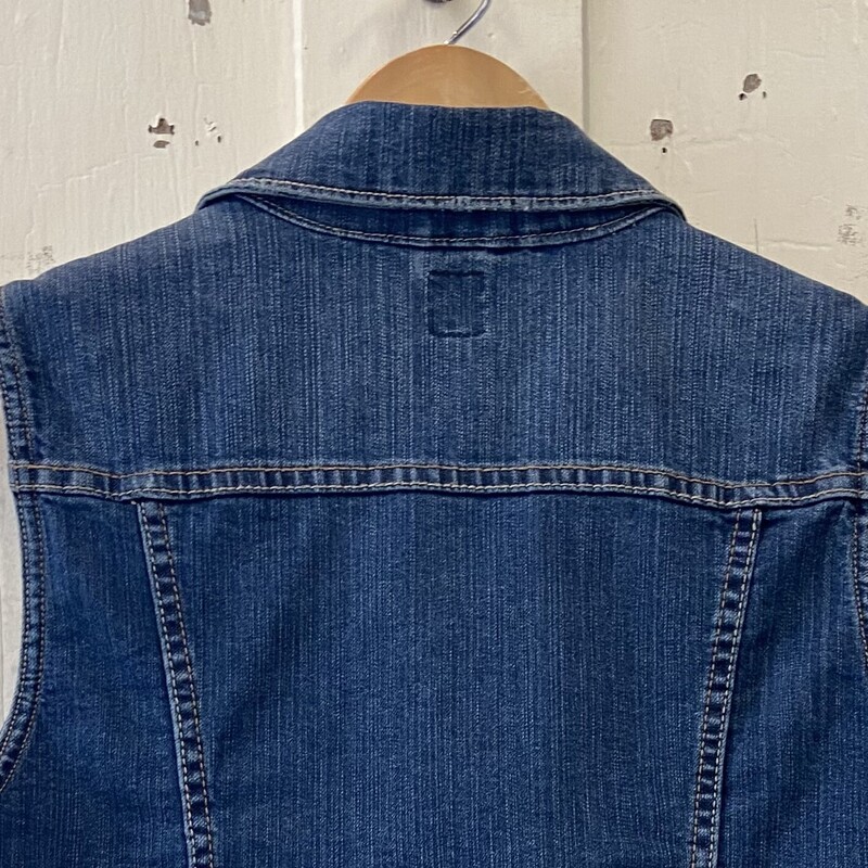 Denim Bttn Vest<br />
Blue<br />
Size: Medium