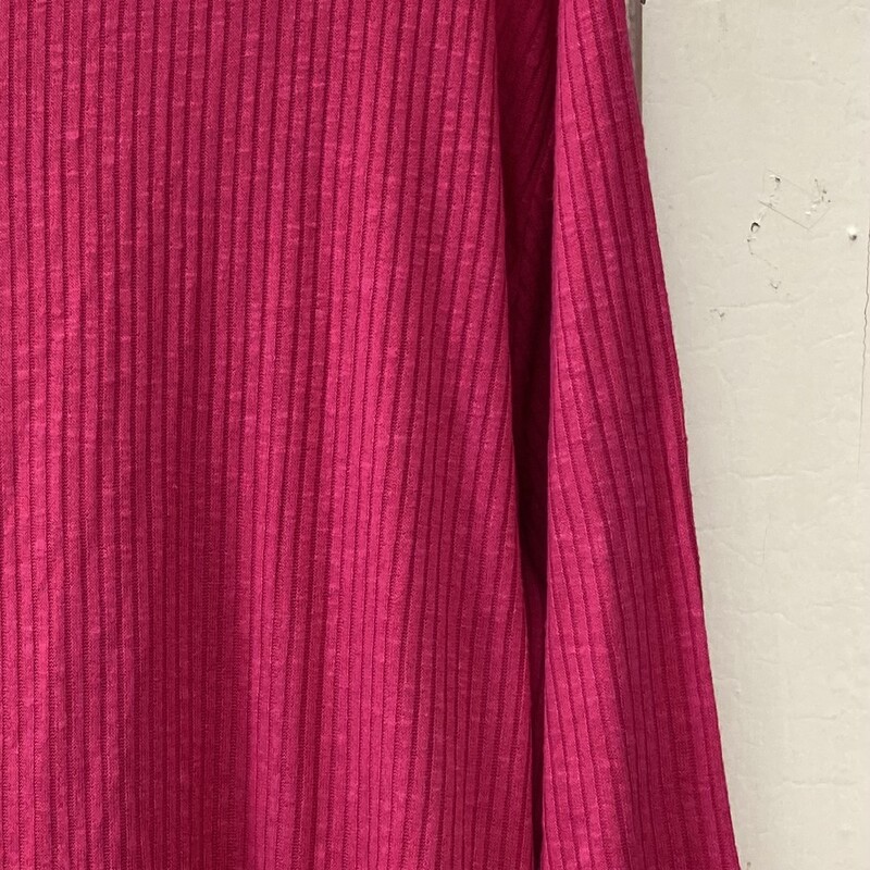 NWT Fuschia Rib Top
Fuschia
Size: 3X