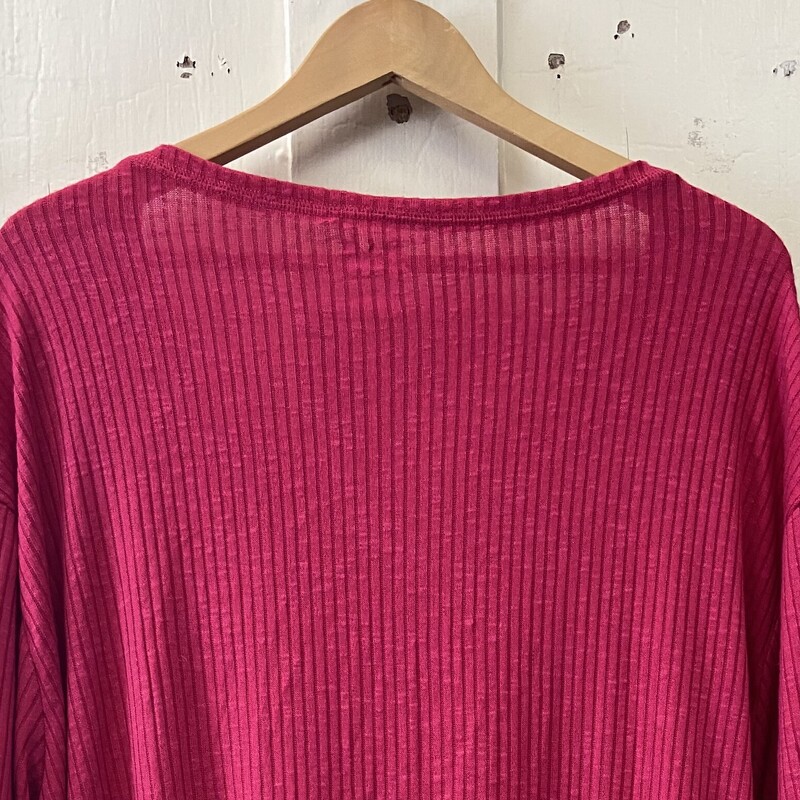 NWT Fuschia Rib Top<br />
Fuschia<br />
Size: 3X