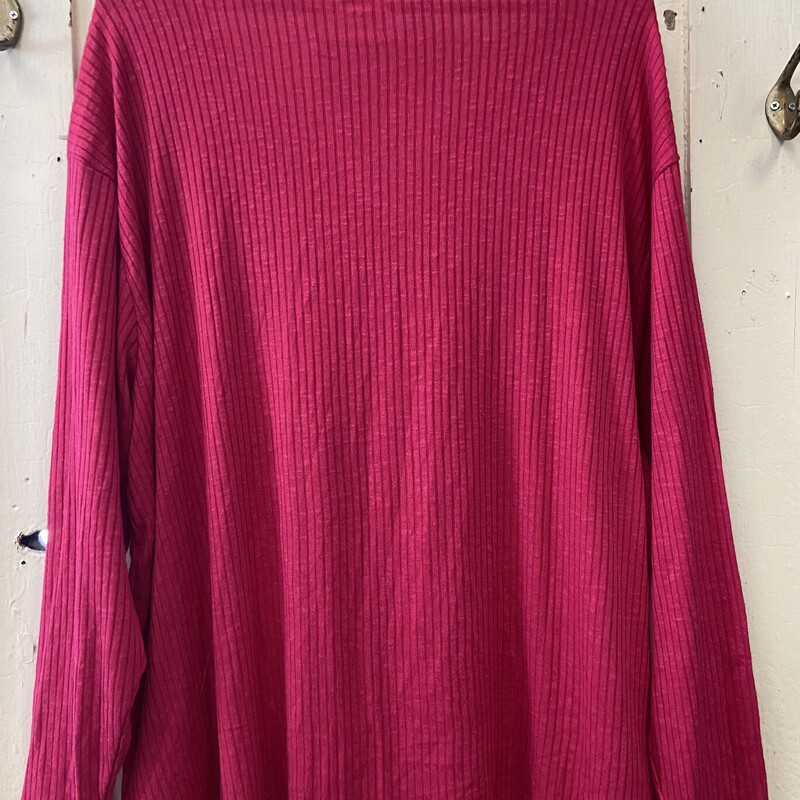 NWT Fuschia Rib Top<br />
Fuschia<br />
Size: 3X