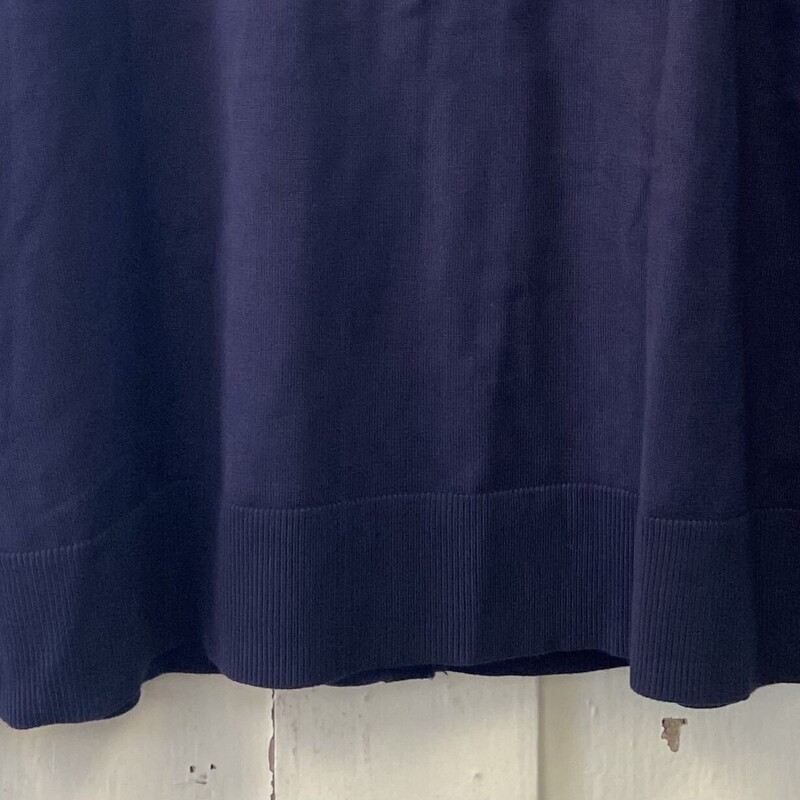 NWT Nvy Bttn Cardigan<br />
Navy<br />
Size: 3X R $49.9