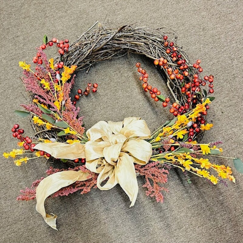 Fall Grapevine Berries Wreath
Brown Orange Red
Size: 24 x 26H