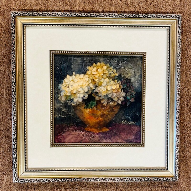 Albena Hrsitova Hydrangea Print with Ornate Frame
Silver Blue Cream
Size: 13.5 x 13.5H