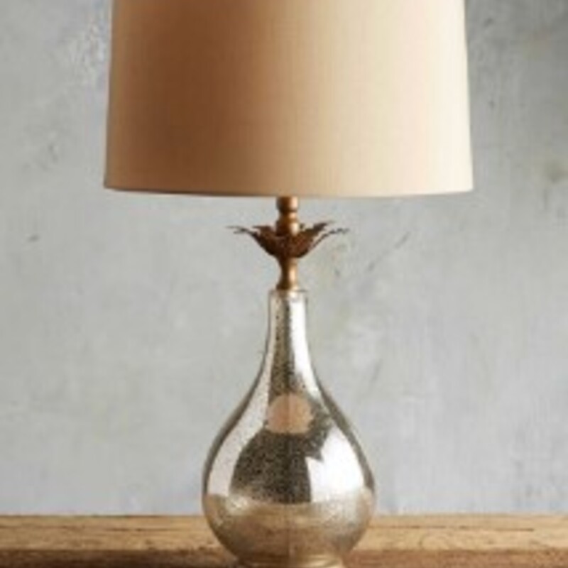 Arhaus Antoinette Lamp
Silver & Clear Glass Tan Specks
Gold Shade
Size: 18x30H
Retail $