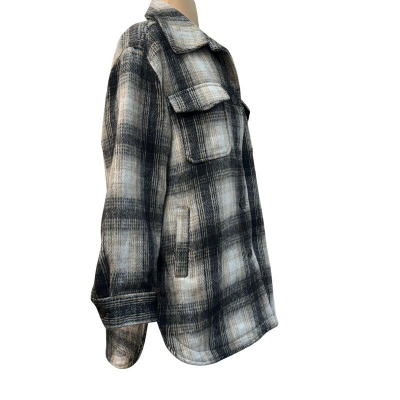 Sebby Plaid Shacket<br />
Lined<br />
Wool Blend<br />
White, Gray, Black, and Beige<br />
Size: XL