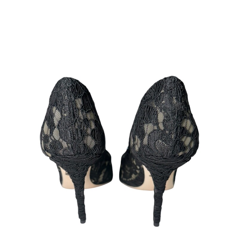 D&G Lace Jewlels Pumps, Black, Size: 38<br />
<br />
Comes with the box.