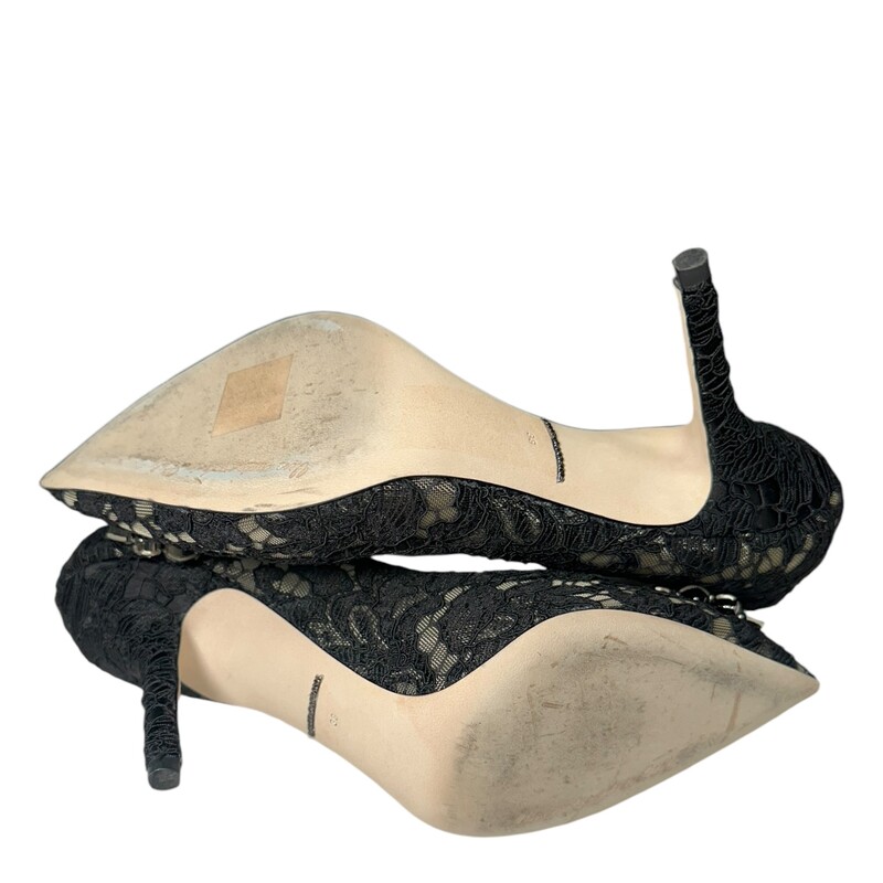 D&G Lace Jewlels Pumps, Black, Size: 38<br />
<br />
Comes with the box.