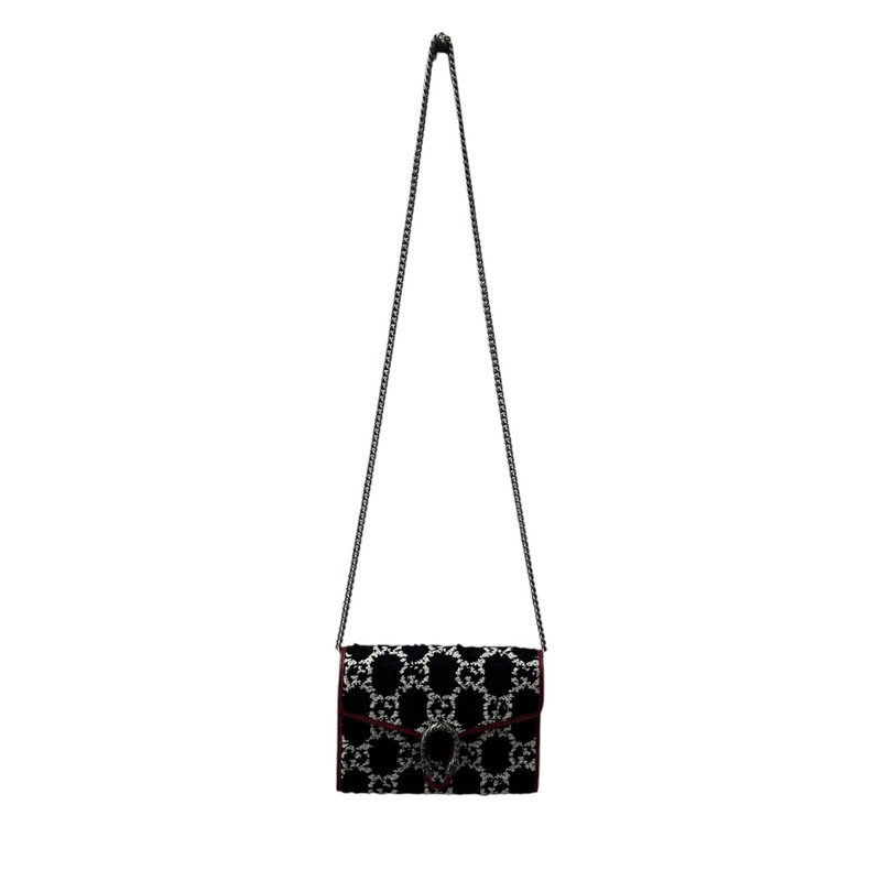 Gucci Dionysus WOC Tweed, Black, Size: Mini<br />
<br />
Date Code:<br />
401231 493075<br />
<br />
Dimensions:<br />
Width:8 in<br />
Height:5 in<br />
Depth:2.3 in