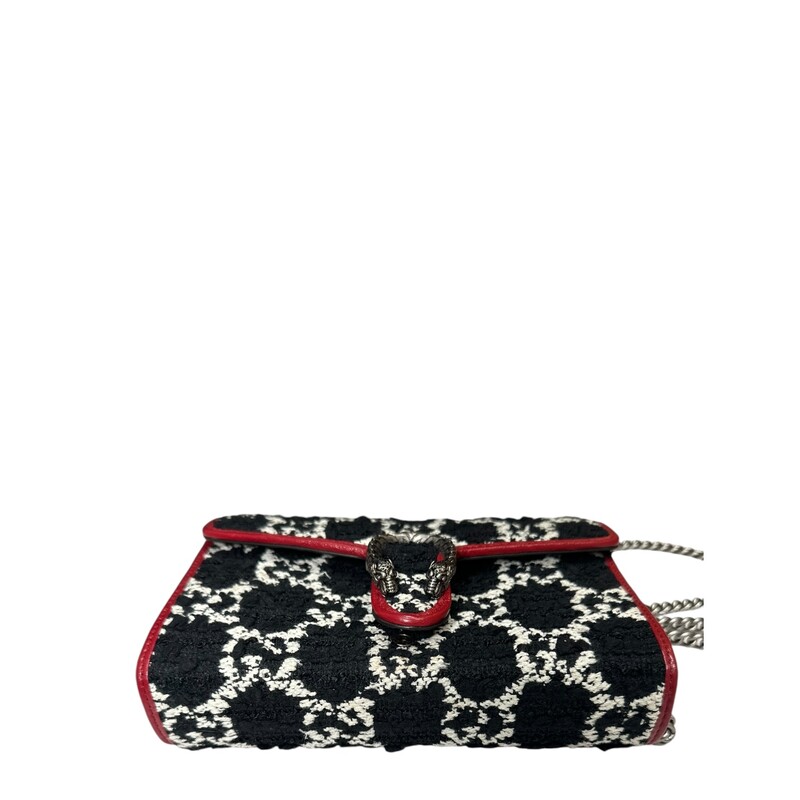 Gucci Dionysus WOC Tweed, Black, Size: Mini<br />
<br />
Date Code:<br />
401231 493075<br />
<br />
Dimensions:<br />
Width:8 in<br />
Height:5 in<br />
Depth:2.3 in