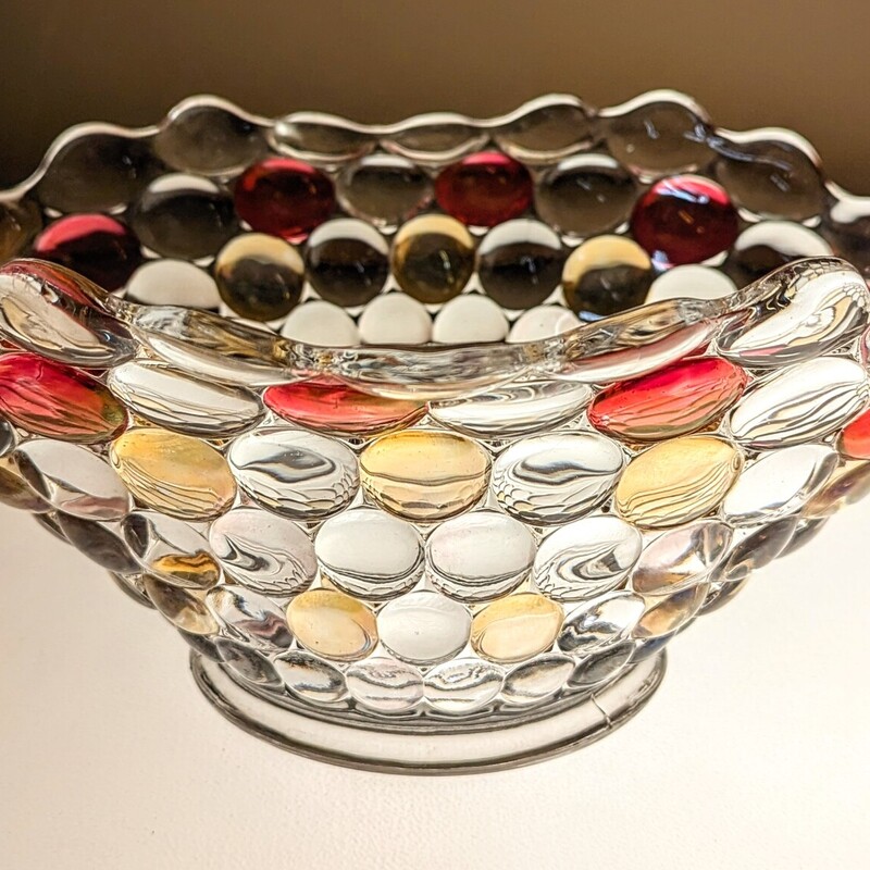 Glass Circles Design Bowl
Clear Red Amber
Size: 12 x 9.5 x 4.5