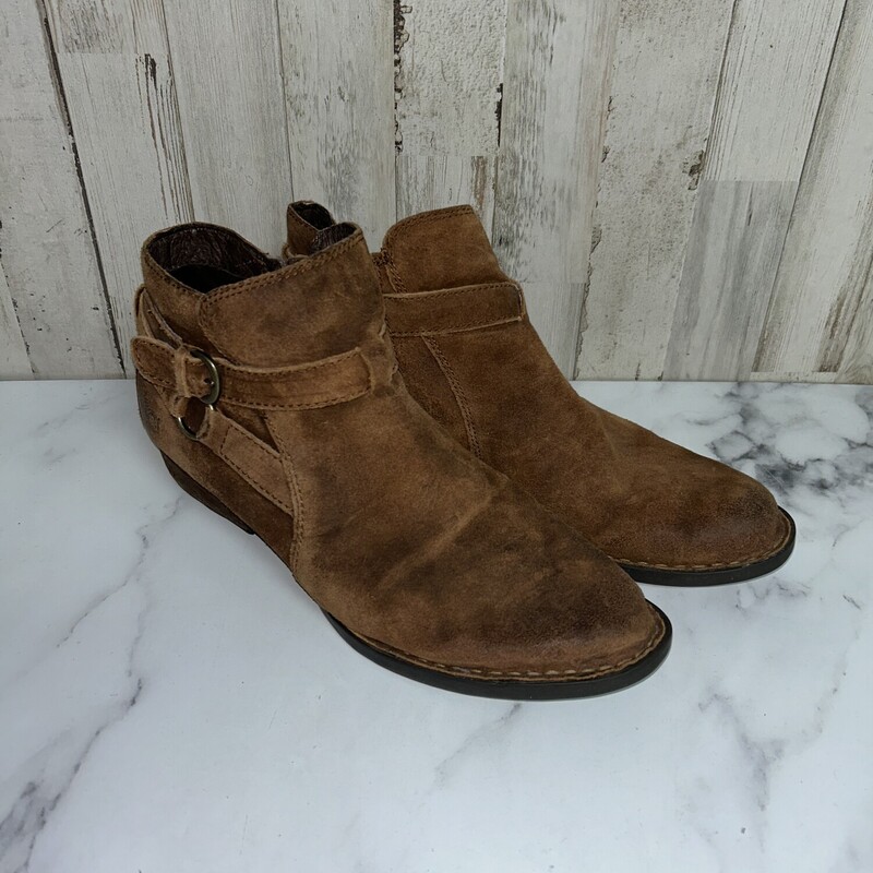 A10  Brown Buckle Booties