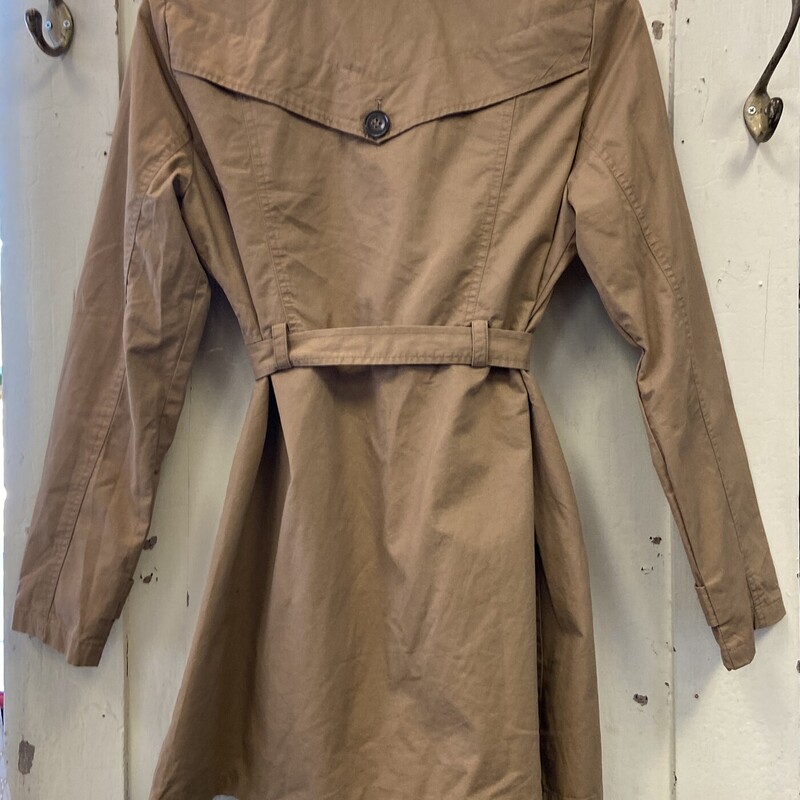 Tan Bttn Trench Coat<br />
Tan<br />
Size: Medium