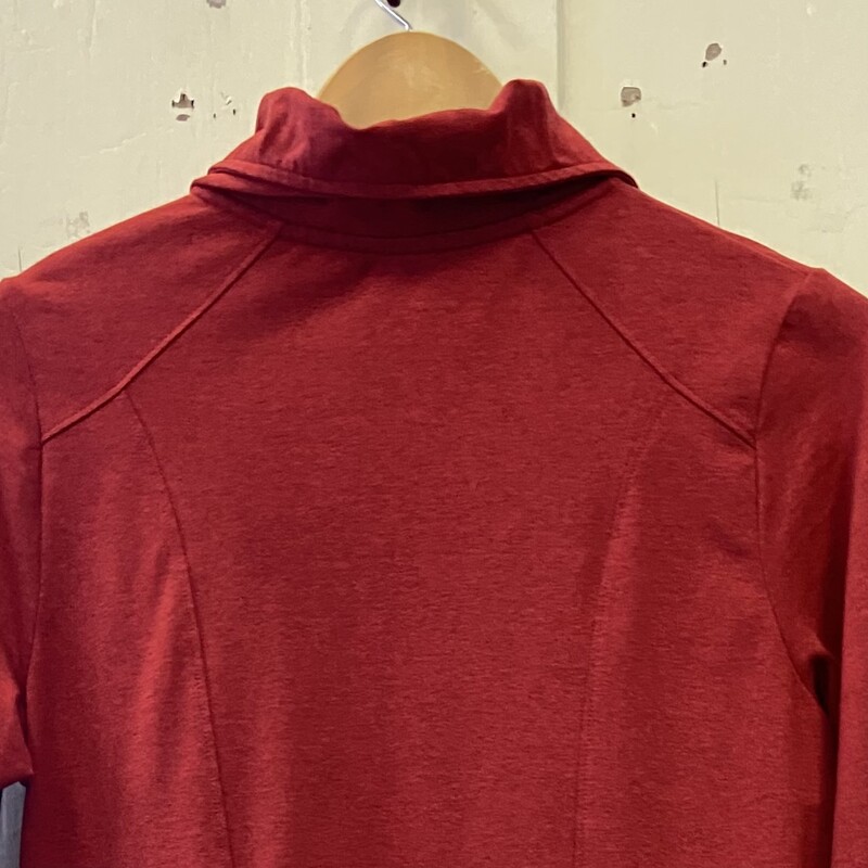 Red Gther Zip Up<br />
Red<br />
Size: Small