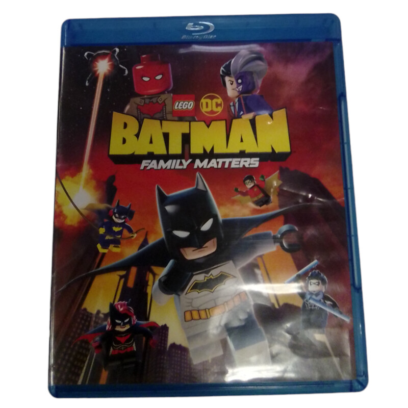 Lego Batman, Movies

Located at Pipsqueak Resale Boutique inside the Vancouver Mall, Suite 230, (upstairs between Round 1 and Golds Gym) or online at:

#resalerocks #pipsqueakresale #vancouverwa #portland #reusereducerecycle #fashiononabudget #chooseused #consignment #savemoney #shoplocal #weship #keepusopen #shoplocalonline #resale #resaleboutique #mommyandme #minime #fashion #reseller

All items are photographed prior to being steamed. Cross posted, items are located at #PipsqueakResaleBoutique, payments accepted: cash, paypal & credit cards. Any flaws will be described in the comments. More pictures available with link above. Local pick up available at the #VancouverMall, tax will be added (not included in price), shipping available (not included in price, *Clothing, shoes, books & DVDs for $6.99; please contact regarding shipment of toys or other larger items), item can be placed on hold with communication, message with any questions. Join Pipsqueak Resale - Online to see all the new items! Follow us on IG @pipsqueakresale & Thanks for looking! Due to the nature of consignment, any known flaws will be described; ALL SHIPPED SALES ARE FINAL. All items are currently located inside Pipsqueak Resale Boutique as a store front items purchased on location before items are prepared for shipment will be refunded.