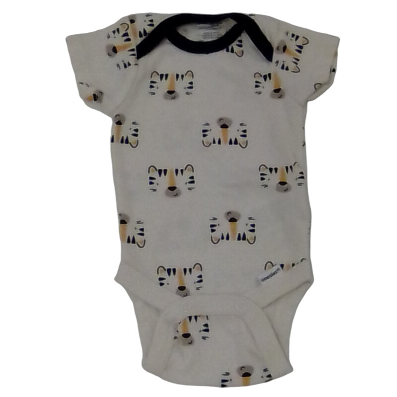 Onesie (Tigers), Boys, Size: Nb

Located at Pipsqueak Resale Boutique inside the Vancouver Mall, Suite 230, (upstairs between Round 1 and Golds Gym) or online at:

#resalerocks #pipsqueakresale #vancouverwa #portland #reusereducerecycle #fashiononabudget #chooseused #consignment #savemoney #shoplocal #weship #keepusopen #shoplocalonline #resale #resaleboutique #mommyandme #minime #fashion #reseller

All items are photographed prior to being steamed. Cross posted, items are located at #PipsqueakResaleBoutique, payments accepted: cash, paypal & credit cards. Any flaws will be described in the comments. More pictures available with link above. Local pick up available at the #VancouverMall, tax will be added (not included in price), shipping available (not included in price, *Clothing, shoes, books & DVDs for $6.99; please contact regarding shipment of toys or other larger items), item can be placed on hold with communication, message with any questions. Join Pipsqueak Resale - Online to see all the new items! Follow us on IG @pipsqueakresale & Thanks for looking! Due to the nature of consignment, any known flaws will be described; ALL SHIPPED SALES ARE FINAL. All items are currently located inside Pipsqueak Resale Boutique as a store front items purchased on location before items are prepared for shipment will be refunded.