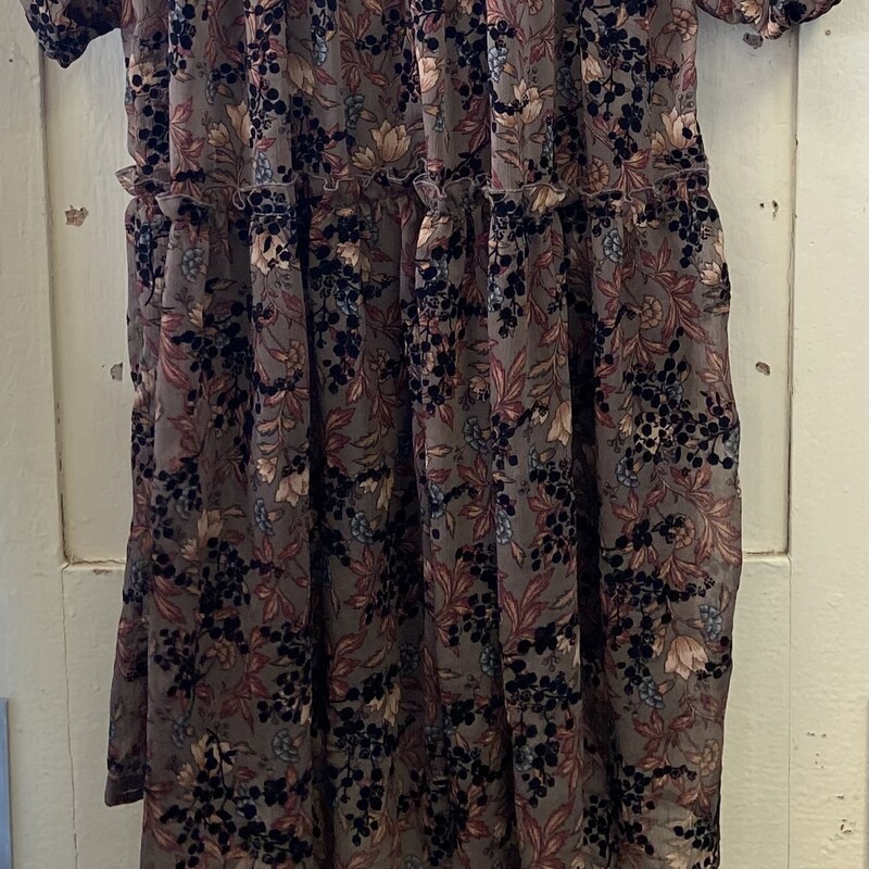 Bw/bk/rst Floral Dress<br />
Brw/bk/r<br />
Size: XL