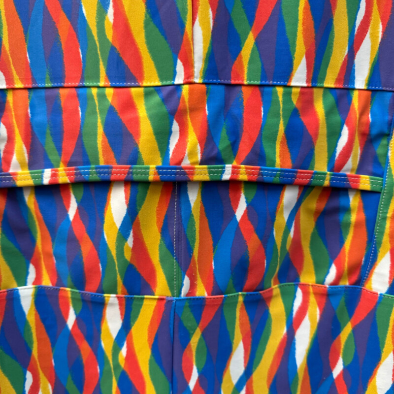 Nuu Muu Ruu Muu Dress<br />
Front Keyhold Detail<br />
Back Pocket<br />
Rainbow 2020 Design<br />
A Rainbow of Colors<br />
Size: 3XL